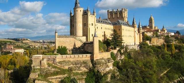 Burg von Segovia: der Alcázar Burg von Segovia: der Alcázar