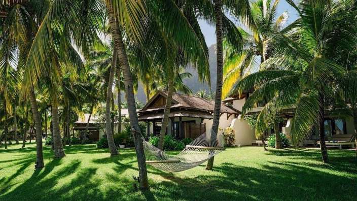 Umgeben von tropischem Park: Hotel in Le Morne