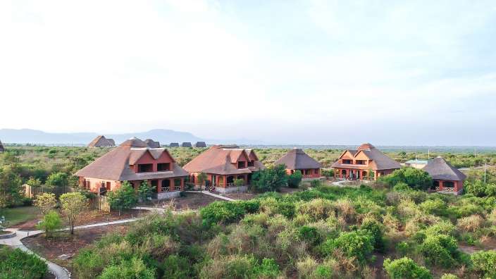 Imposante Fauna und Flora: Lodge im Queen Elizabeth Park