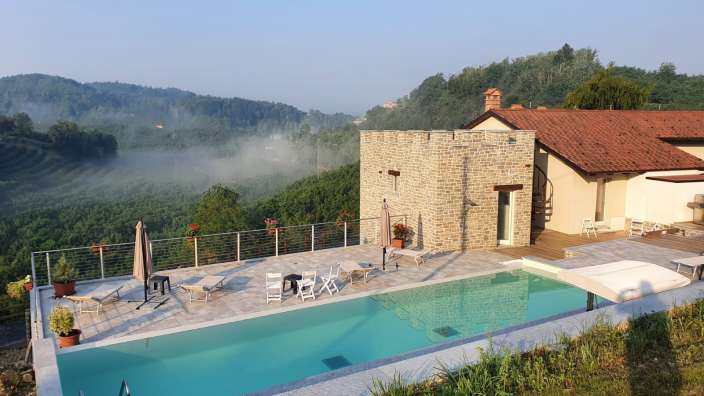 Historische Villa: B&B in Cravanzana