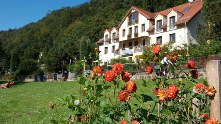 Am Ufer der Elbe: Bio-Hotel in Schmilka