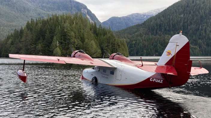 Transfer mit dem Wasserflugzeug
