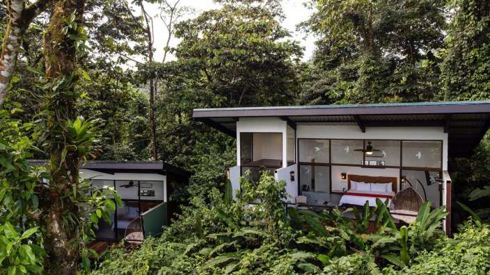 Von Regenwald umgeben: Lodge bei La Fortuna