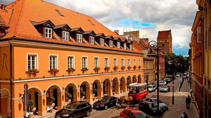 Harmonie von Klassik und Moderne: Hotel im Mokrowsky Palast