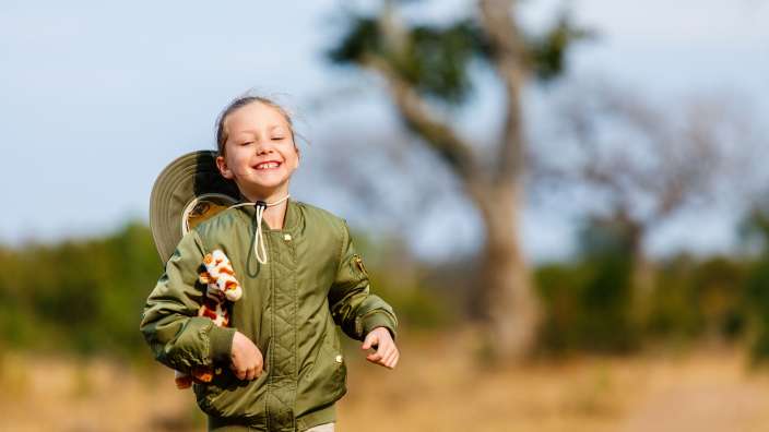 Kind auf Safari in Südafrika
