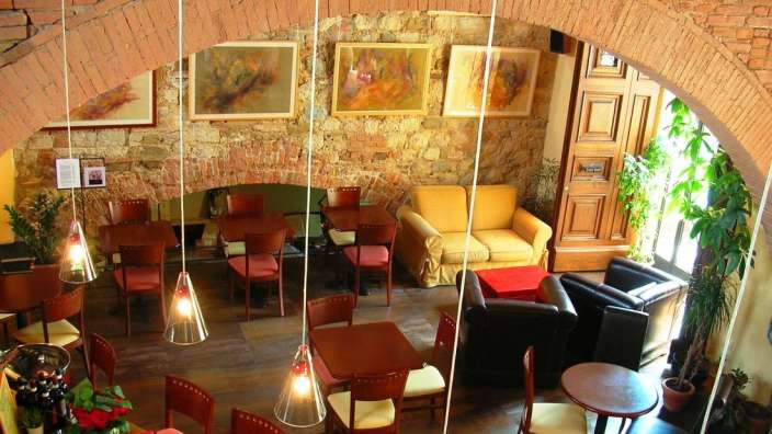 Hauseigene Weinbar: Palazzo über Montepulciano