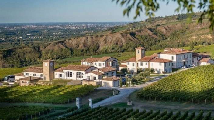 Weitläufiges Anwesen: Weinresort bei Forli