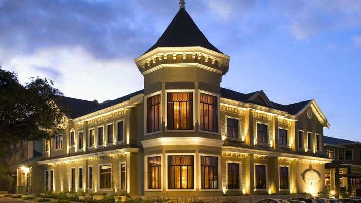 Gebäude im Kolonialstil: Stadthotel am Paseo Colon